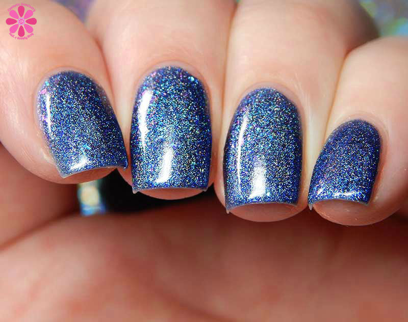 Ellagee July 2017 Hella Holo Customs Swatches and Review